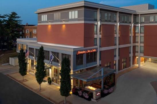 Hampton Inn & Suites Clayton Galleria Area St. Louis