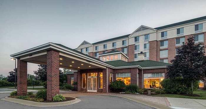 Hilton Garden Inn Detroit Metro Airport listing image