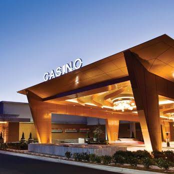 * Horseshoe St. Louis  Casino Hotel *Formerly Hotel Lumiere*