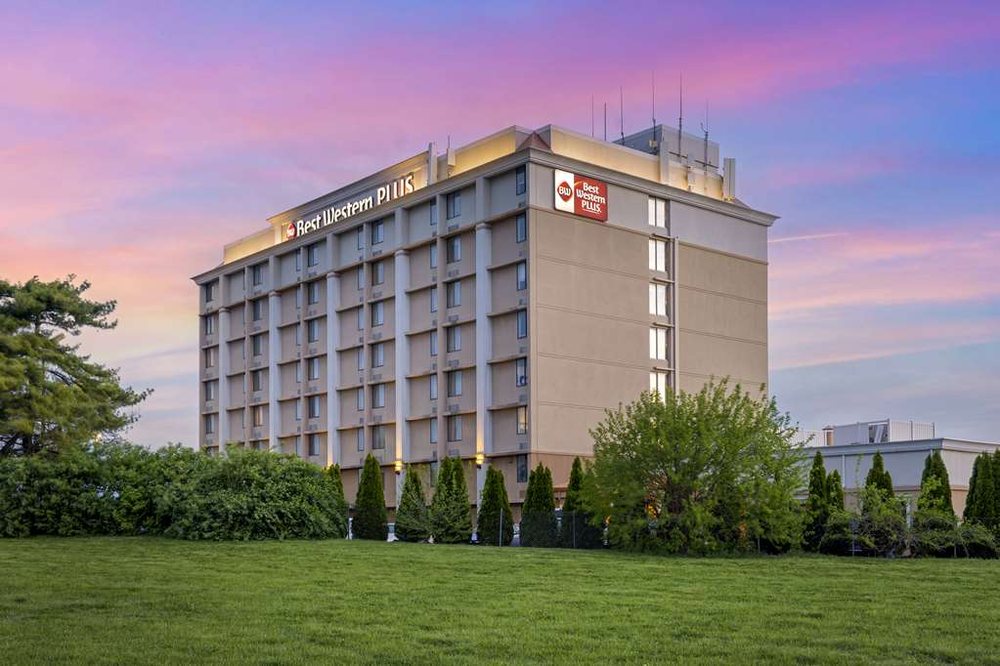 BEST WESTERN PLUS THE CHARLES HOTEL - Updated July 2026 - 124 Photos