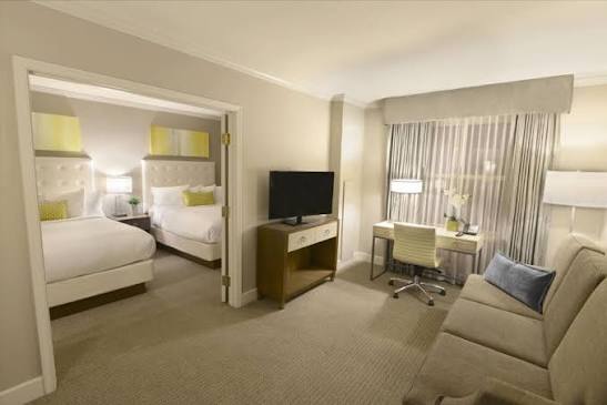 * Magnolia Hotel by Marriott St. Louis