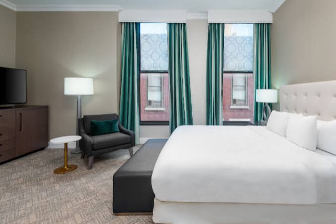 * The Pennywell Hotel by Hilton Downtown St. Louis