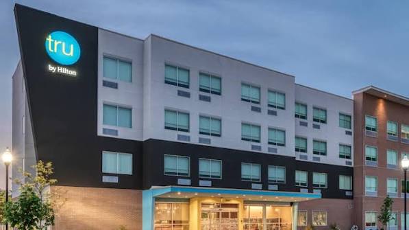 Tru by Hilton Lawrence Indianapolis