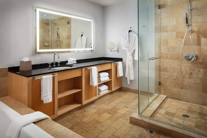 * Westin Downtown St. Louis