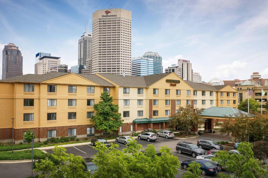 Courtyard by Marriott at the Capitol (2 night min; 3 night min)