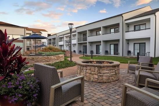 Courtyard by Marriott Creve Coeur St. Louis
