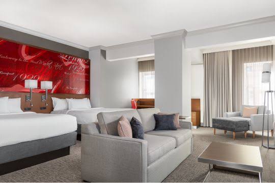 * Courtyard by Marriott Downtown Convention Center St. Louis
