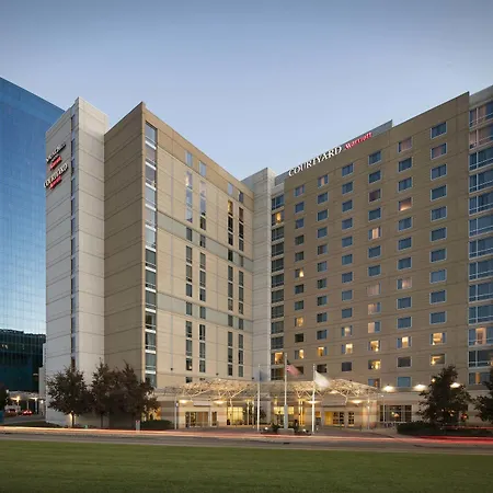 Courtyard by Marriott Downtown Indianapolis