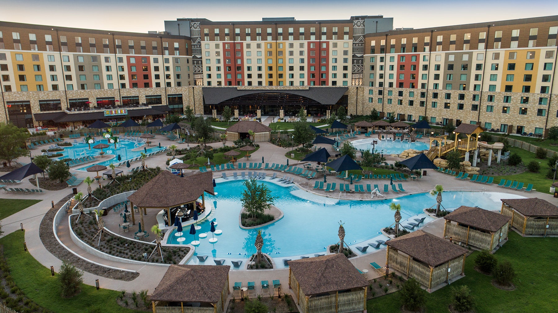 Resort convention building