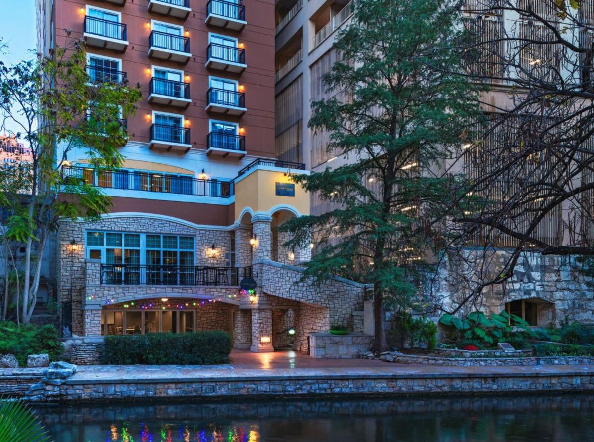 Courtyard by Marriott San Antonio Riverwalk