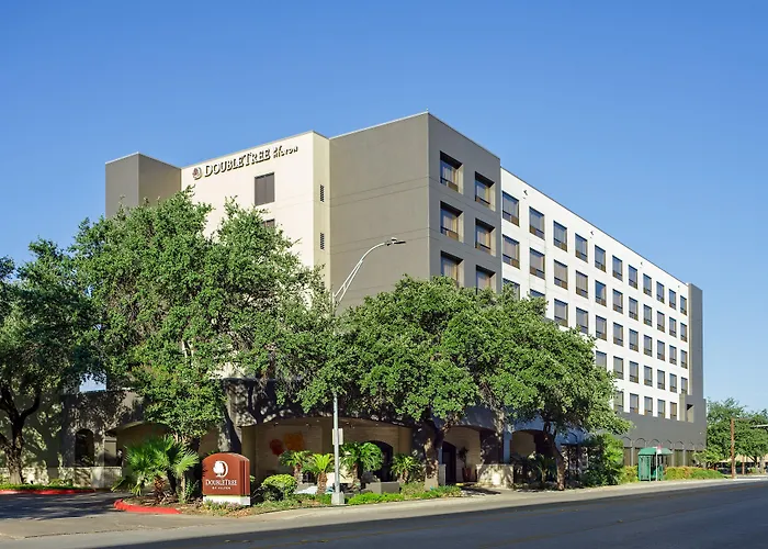 DoubleTree by Hilton Hotel San Antonio Downtown