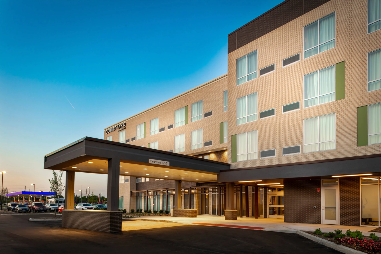 Courtyard by Marriott Speedway West Indianapolis West