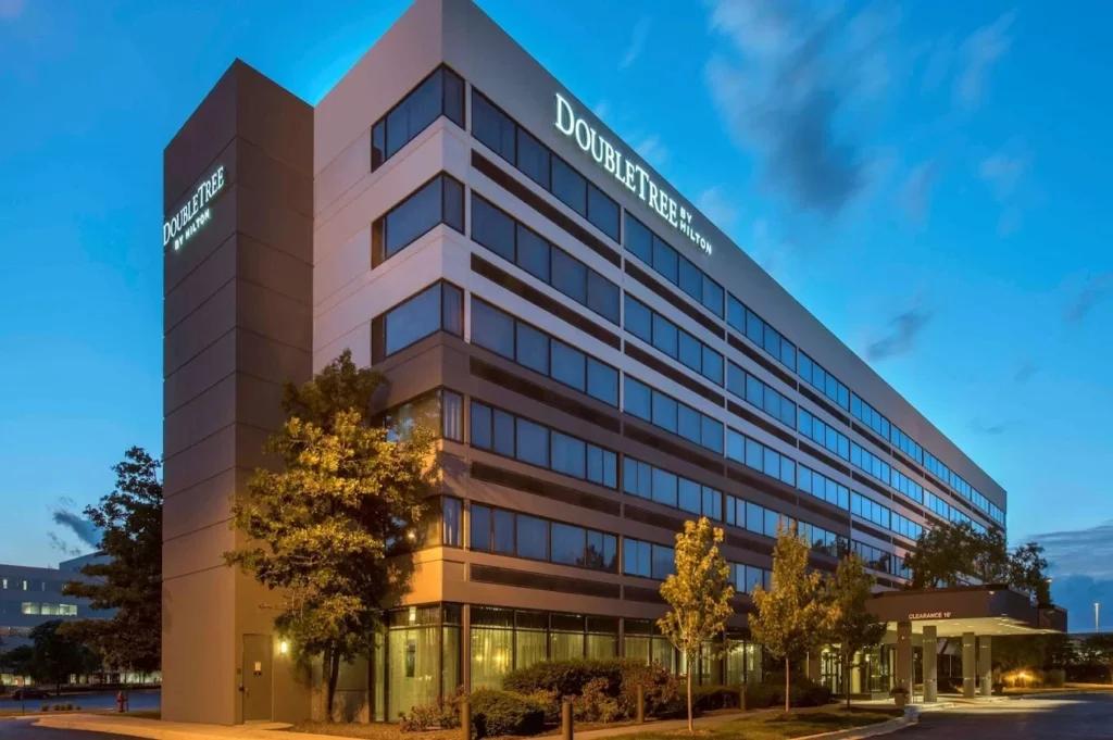 Doubletree by Hilton Chicago Schaumburg