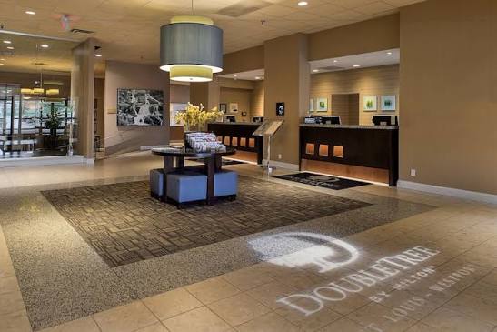 DoubleTree by Hilton Westport St. Louis