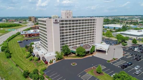 DoubleTree by Hilton Westport St. Louis