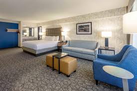Drury Inn & Suites Airport St. Louis