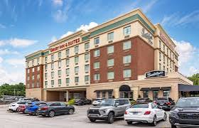 Drury Inn & Suites Forest Park St. Louis