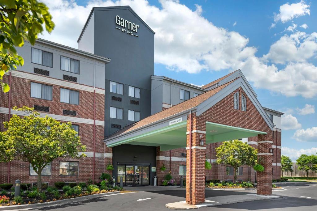 Garner Hotel Warren Northwest